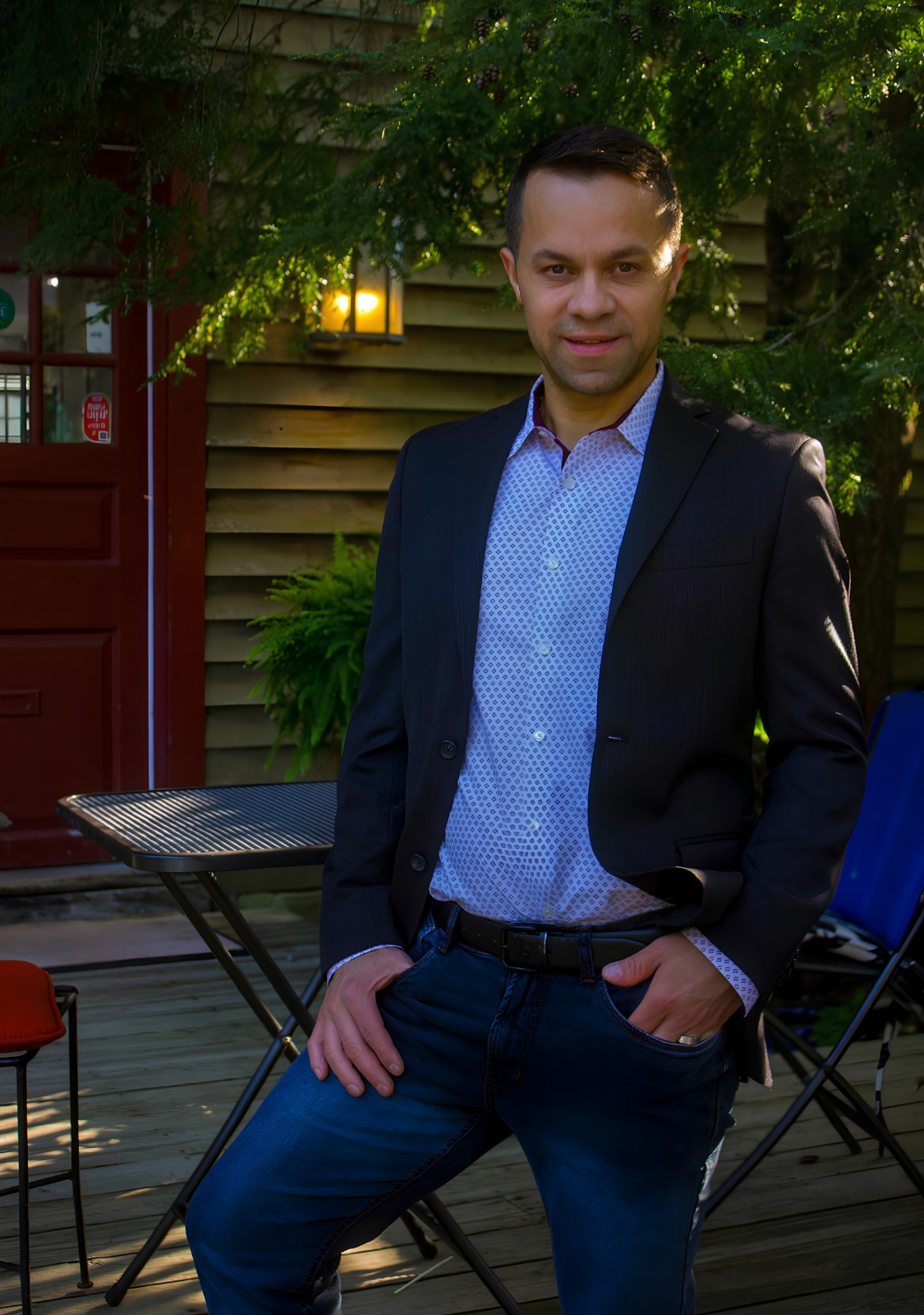 Portrait of Daniel Lino Pereira outside The Market at Union Hall